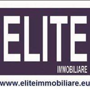 Foto Magazzino a Avellino Valle, Pennini, Sant'Eustachio di 215 m²