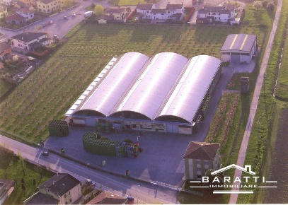 Foto Magazzino a Quistello Santa Lucia di 4700 m² in vendita