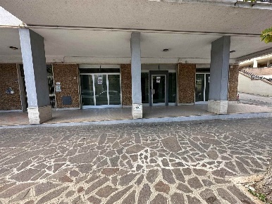 Foto Locale commerciale in VIA CORSO MAZZINI  N 176, Vasto di 150 m²