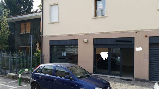 Foto Negozio in Via Giovanni da Gaibana, Padova Arcella - Sant'Antonino