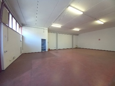 Foto Magazzino a Scandicci Via Pisana di 150 m² con 2 locali in affitto