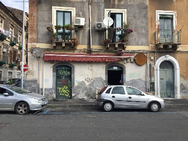 Foto Negozio in Archimede 61, Catania Corso Italia - Europa di 120 m²