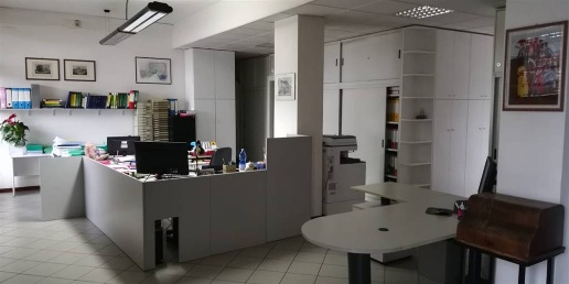 Foto Ufficio a Piacenza Via Colombo di 120 m² con 5 locali in affitto