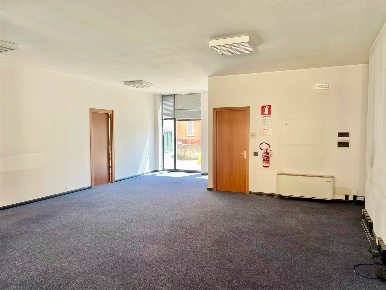 Foto Negozio a Manerbio Centro di 162 m² con 1 locali in vendita