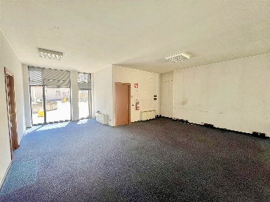 Foto Negozio a Manerbio Centro di 162 m² con 1 locali in vendita