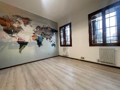 Foto Ufficio in via Benvenuto, Venezia Marghera - Catene di 96 m²