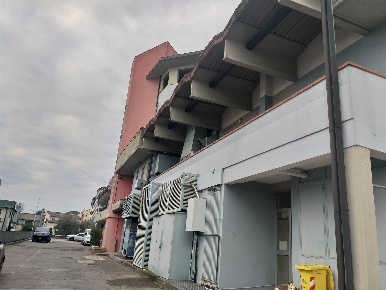 Foto Ufficio a Signa Centro di 75 m² con 4 locali in affitto