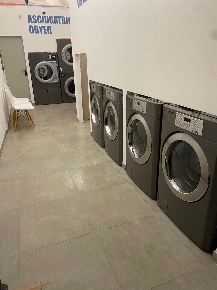 Foto Attività commerciale a Catania Ferrarotto, Palestro, Calcare di 25 m²