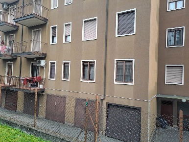 Foto Appartamento in VIA Giuseppe Verdi  121, Merate Centro di 130 m²