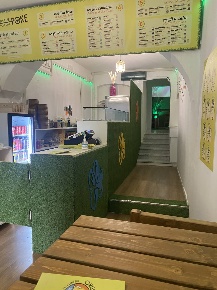 Foto Ristorante a Sarzana Centro di 90 m² con 3 locali in vendita