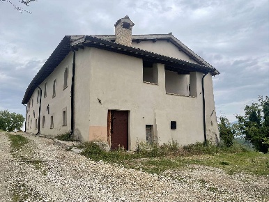 Foto Cessione attività a Spoleto Viale Trento e Trieste, Montepincio