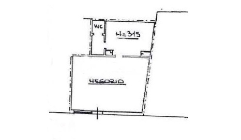 Foto Negozio a Pavia Centro Storico di 45 m² con 3 locali in vendita