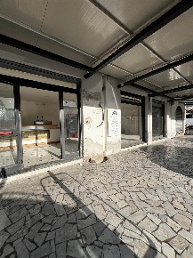 Foto Attività commerciale a Castel Volturno Baia Verde di 140 m² in affitto