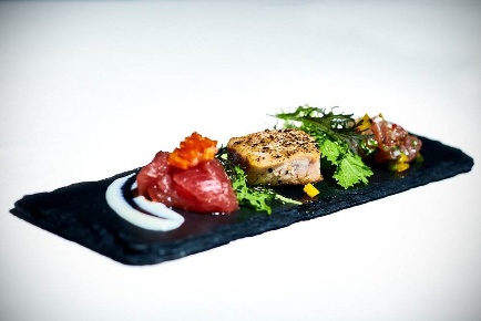Foto Ristorante a Lesmo di 77 m² con 3 locali in vendita