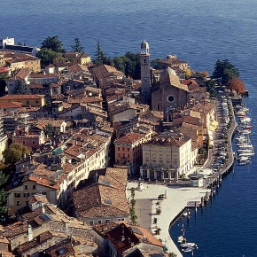 Foto Ufficio a Salò Centro di 350 m² in vendita