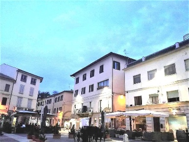 Foto Locale commerciale in CENTRO STORICO GROSSETO, Grosseto di 90 m²