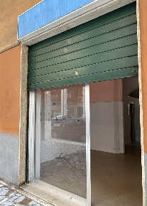 Foto Attività commerciale a Piombino Centro di 40 m² con 2 locali