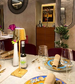 Foto Ristorante a Taormina Centro di 100 m² con 8 locali in vendita