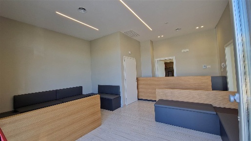 Foto Ufficio a Altamura di 211 m² con 9 locali in affitto