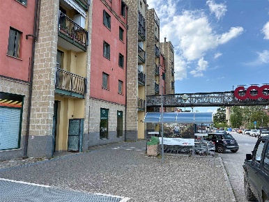 Foto Negozio in Via Luca della Robbia 47, Città di Castello Centro