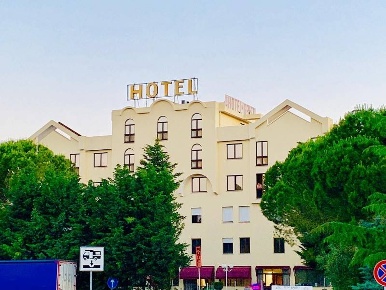 Foto Hotel a Montepulciano di 5000 m² con 1 locali in vendita