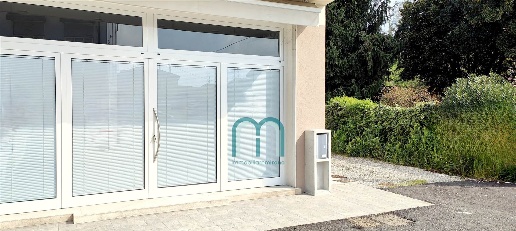 Foto Negozio in VIA ROMA, Spinea Spinea Orgnano di 52 m² con 2 locali