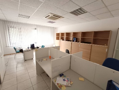 Foto Ufficio a Borgo San Lorenzo Centro di 125 m² con 4 locali in affitto