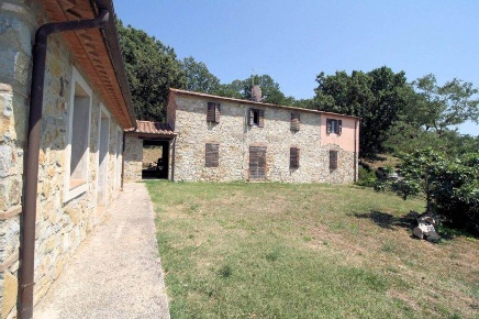 Foto Cessione attività a Scansano Centro di 844 m² con 16 locali in vendita