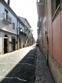 Foto Negozio a San Potito Ultra di 35 m² con 1 locali in affitto