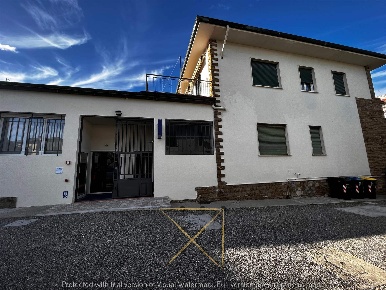 Foto Laboratorio a San Casciano in Val di Pesa Centro di 210 m² in affitto