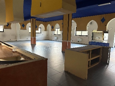 Foto Attività commerciale in via Nazionale, Carolei Vadue di 400 m²