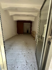 Foto Attività commerciale in Via Dei Verdi  34, Messina Centro Storico