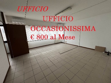 Foto Ufficio a Pisa Ospedaletto di 100 m² con 3 locali in affitto