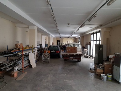 Foto Locale commerciale in VIA CARIGLIA, Foggia di 120 m² con 1 locali