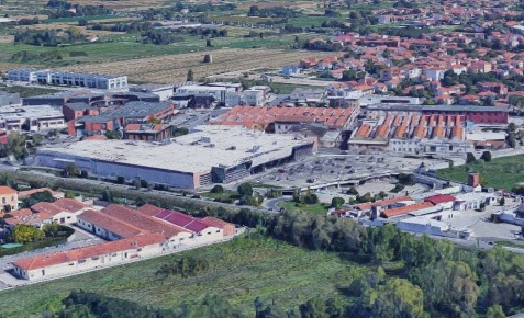 Foto Ufficio a San Giuliano Terme Ghezzano di 250 m² con 10 locali