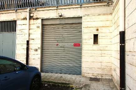 Foto Laboratorio in Via della Resistenza 68, Martina Franca di 178 m²
