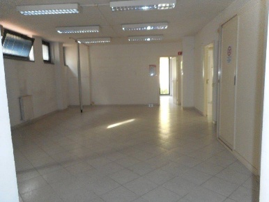 Foto Ufficio in Traversa Migliaro, Salerno Arbostella - Arechi di 250 m²