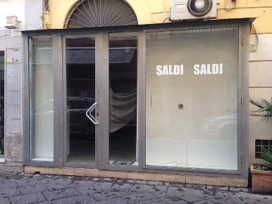 Foto Negozio in Via San Giovanni 27, Caserta Corso Trieste di 20 m²