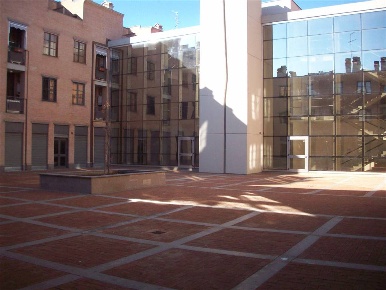 Foto Negozio in via SANTA MARIA IN GRADI, Viterbo Grotticella - Mazzetta