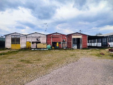 Foto Laboratorio in VIA LOMBARDIA 1, Poggibonsi Centro di 1200 m²