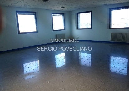 Foto Ufficio in Viale Della Repubblica, Treviso Viale Luzzatti di 121 m²