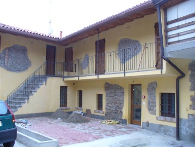 Foto Ristorante in Largo Vittoria, Curno di 150 m² con 3 locali in vendita