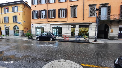 Foto Negozio in via moroni 113, Bergamo Stazione di 58 m² con 1 locali