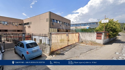 Foto Magazzino a Salerno Zona Industriale - San Leonardo di 800 m²