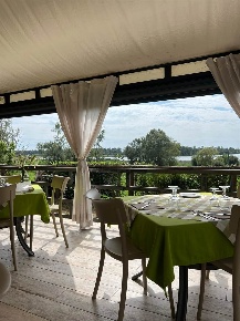 Foto Ristorante a Borgo Virgilio di 414 m² in vendita