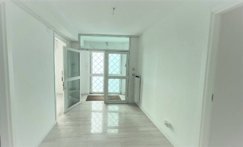 Foto Ufficio a Padova Portello - Ospedali di 255 m² con 8 locali in vendita