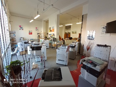 Foto Attività commerciale a Livorno Quartiere Venezia di 300 m² in affitto