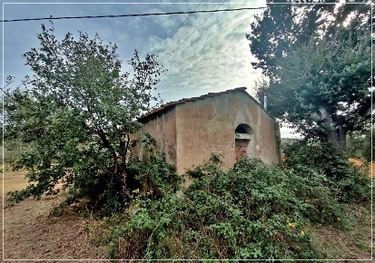 Foto Struttura sanitaria a Castagneto Carducci di 3044 m² con 1 locali