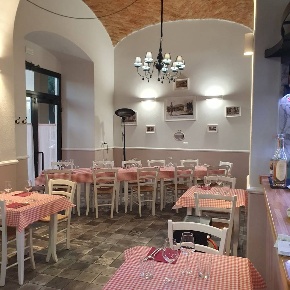Foto Ristorante a La Spezia Centro Storico di 150 m² in vendita