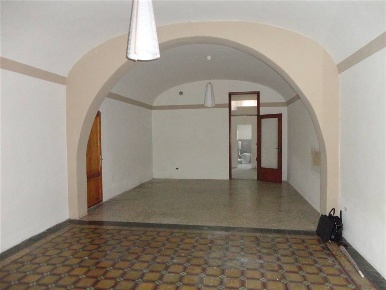 Foto Negozio a Certaldo Certaldo Alto di 42 m² in vendita